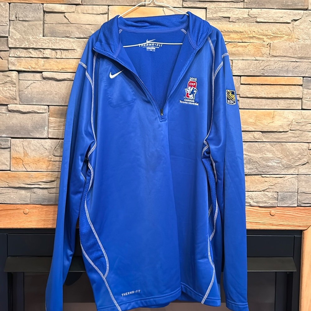 Men’s sweater from world junior hockey championships
